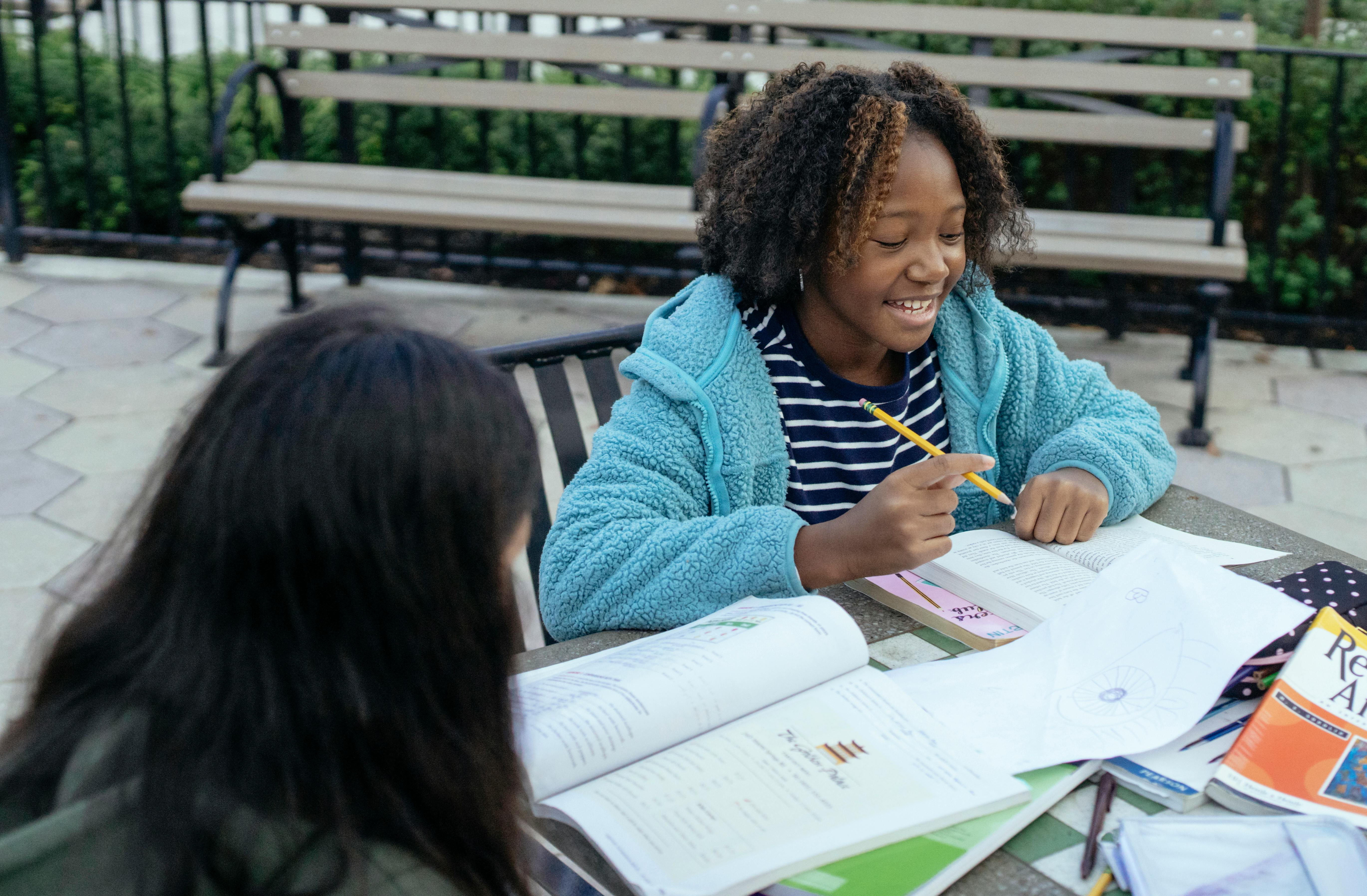 Volunteer supporting young women